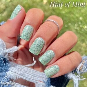 Bundle and Save Color Street - Hint of Mint